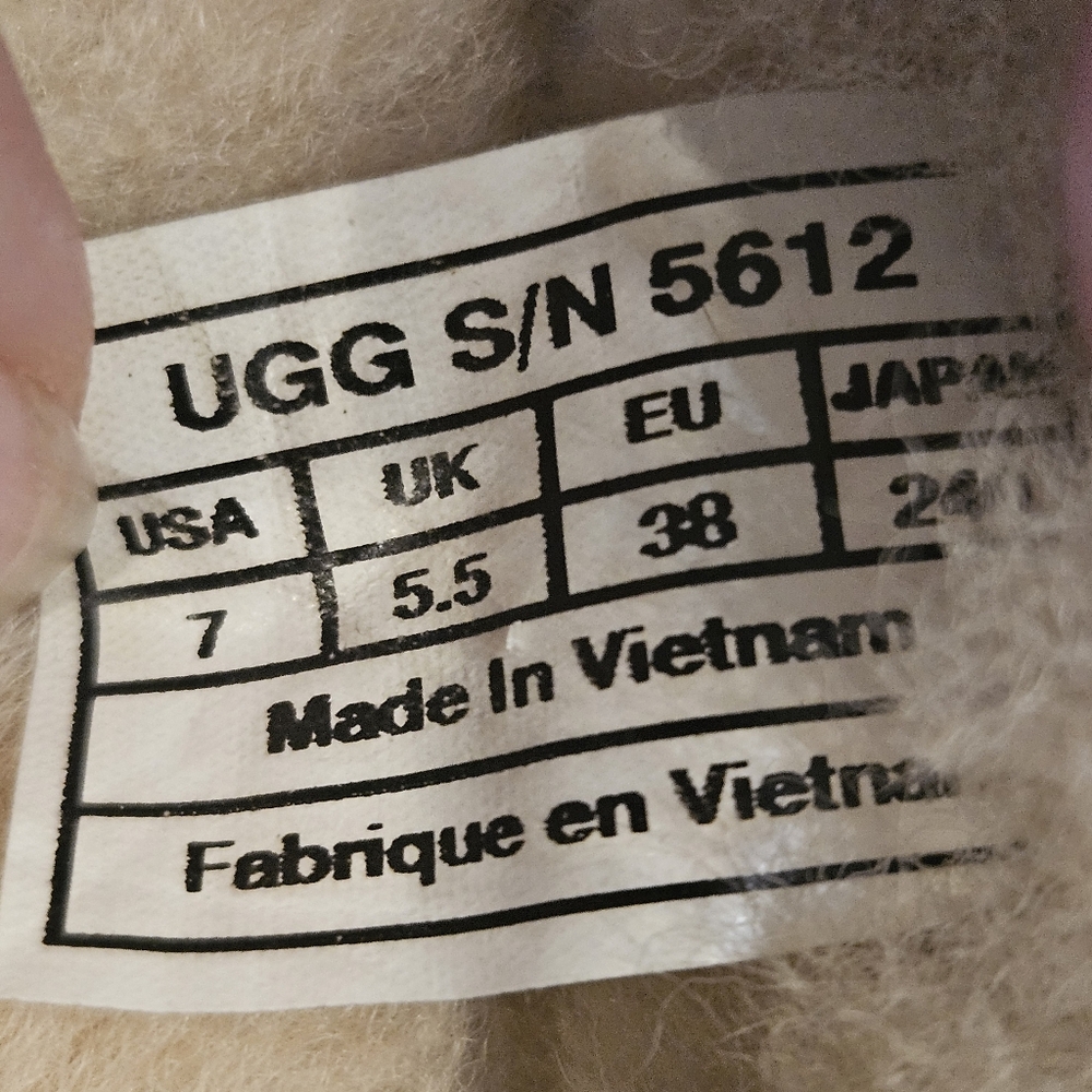 UGG Blue Moccasins with Cream Lining - Picture 4 of 10
